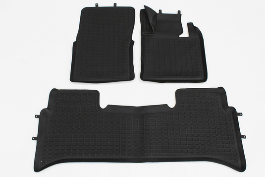 RUBBER MATS - RANGE ROVER 02 - 06 - RIGHT HAND UP TO 6A99