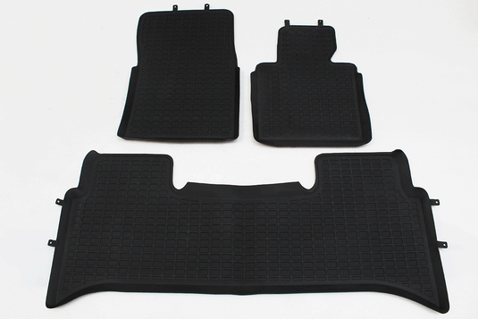 RUBBER MATS - RANGE ROVER 02 - 06 - LEFT HAND UP TO 6A99