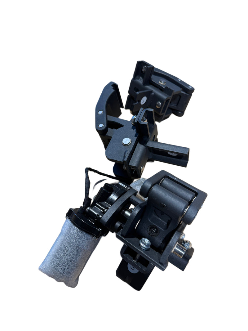 Load image into Gallery viewer, DEPLOYABLE SET OF SIDE STEPS FOR ISUZU D-MAX DOUBLE CAB 2015 ON
