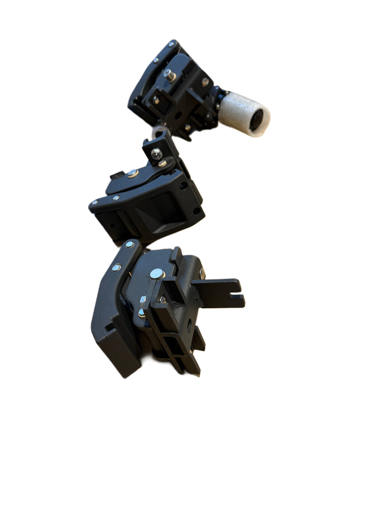 Load image into Gallery viewer, DEPLOYABLE SET OF SIDE STEPS FOR ISUZU D-MAX DOUBLE CAB 2015 ON
