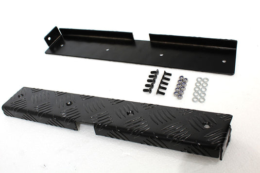 REAR CORNER CHEQUER PLATE KIT - BLACK - 110 DEF 2007 ON