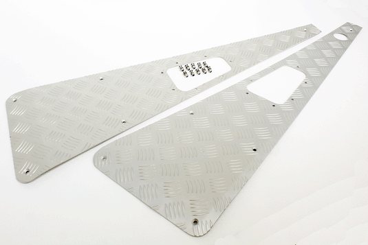 WING TOPS PAIR - CHEQUER PLATE - SILVER - L/H AERIAL HOLE - PRE-2007